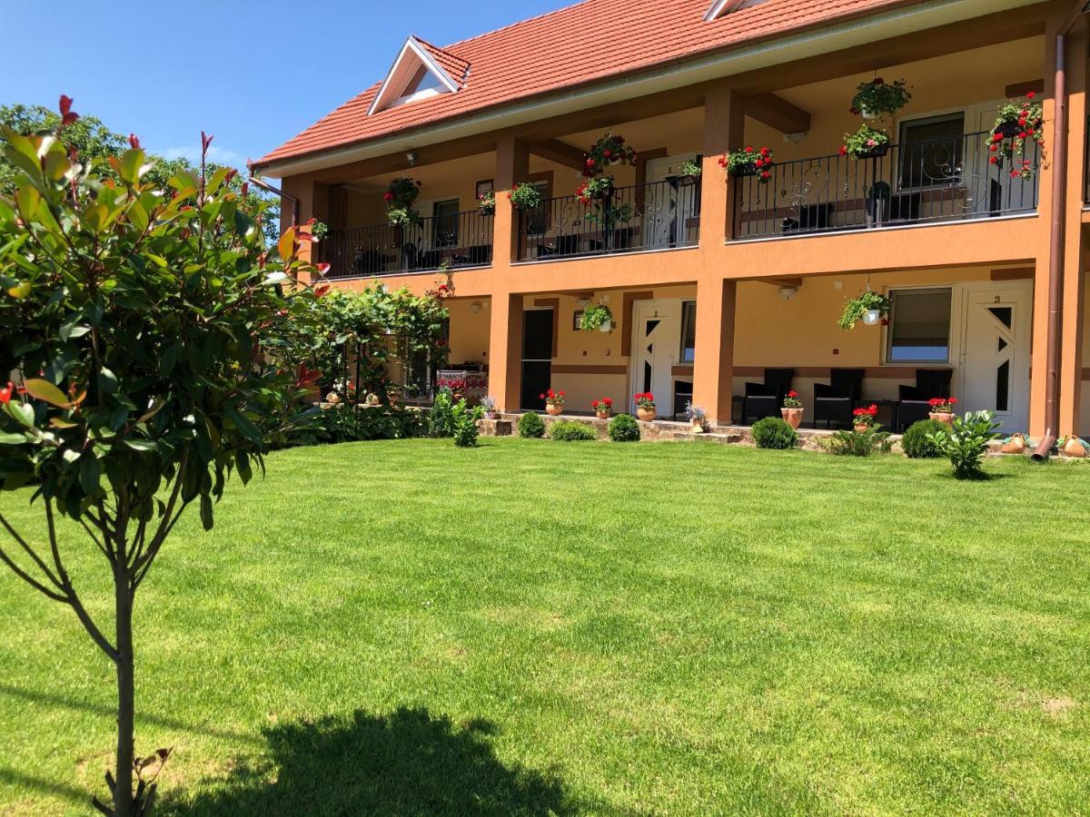Hotel Casa Antonia Chiscau Esterno foto