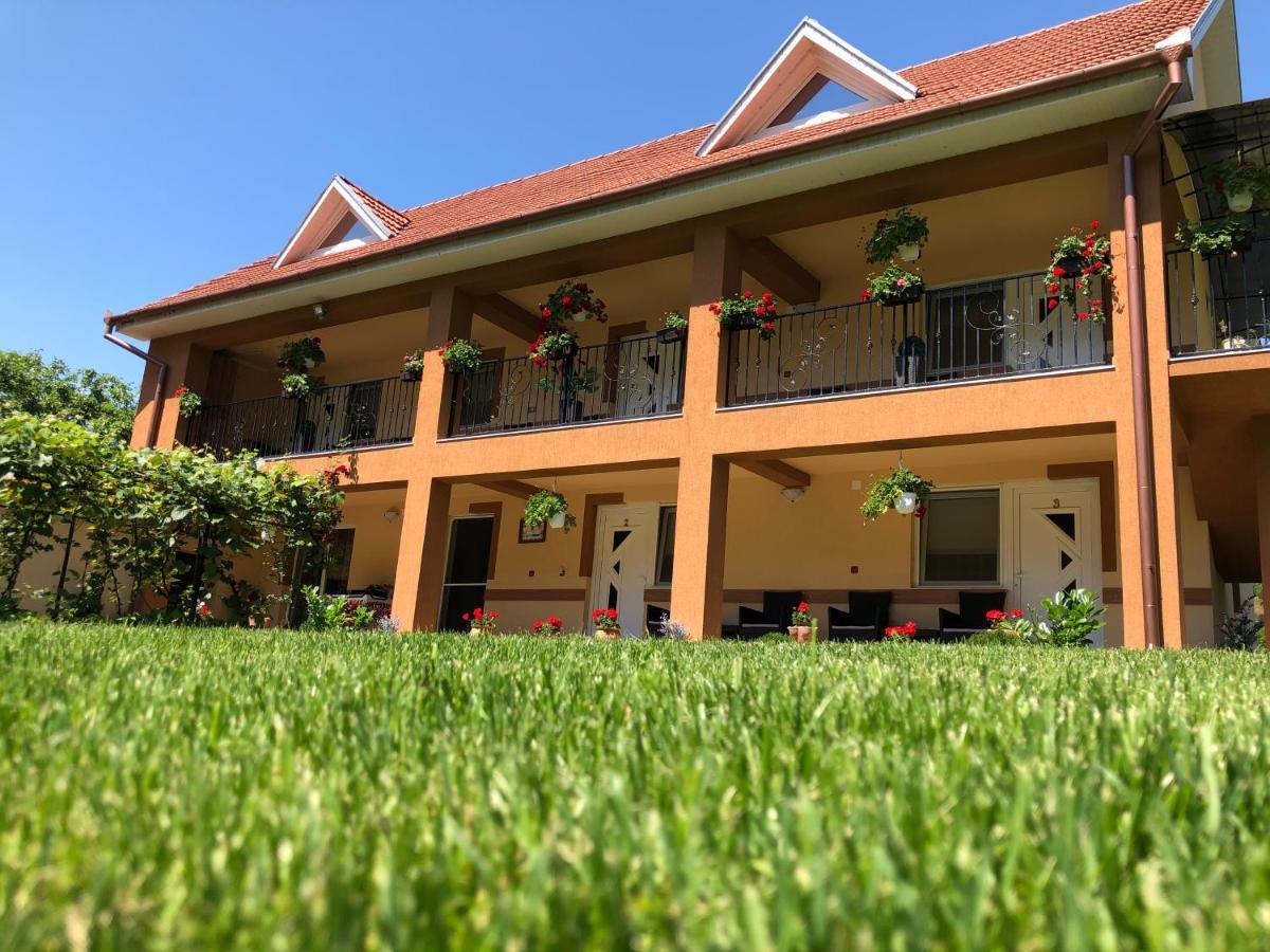 Hotel Casa Antonia Chiscau Esterno foto