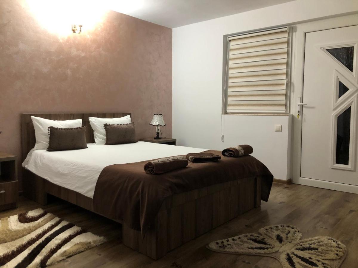 Hotel Casa Antonia Chiscau Esterno foto